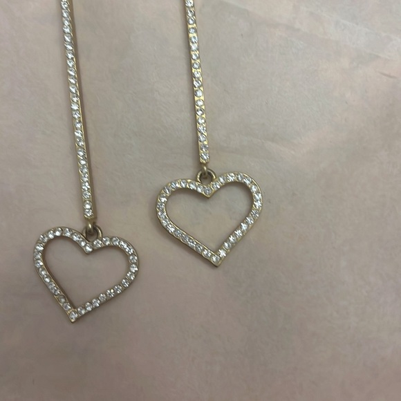 GUESS CRYSTAL HEART DROP EARRINGS 🔥🔥🔥🔥 - Picture 3 of 5